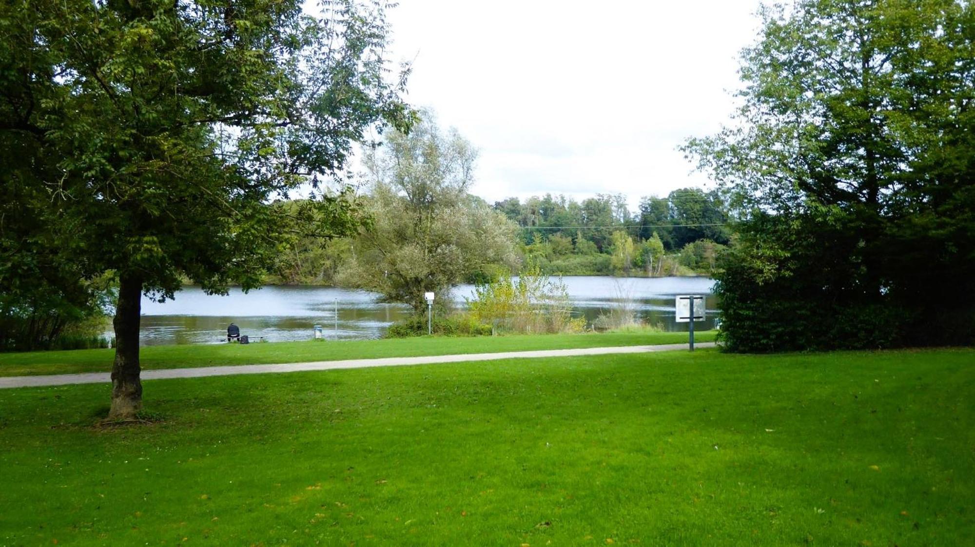 Die Villa, Zimmer 26, Dz Leverkusen Zewnętrze zdjęcie
